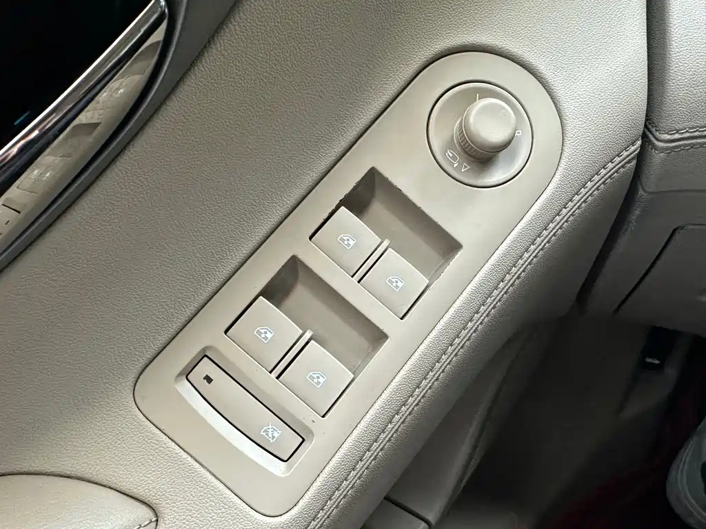 Buick LaCrosse — фотографии объявления, Фото 13