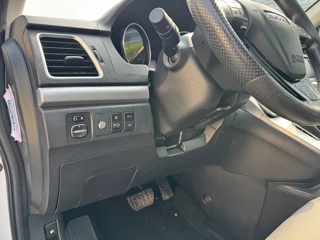 Haval M6 — миниатюра 15