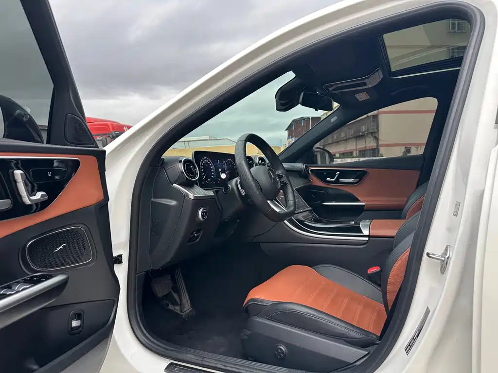 Mercedes-Benz C-Class — миниатюра 4