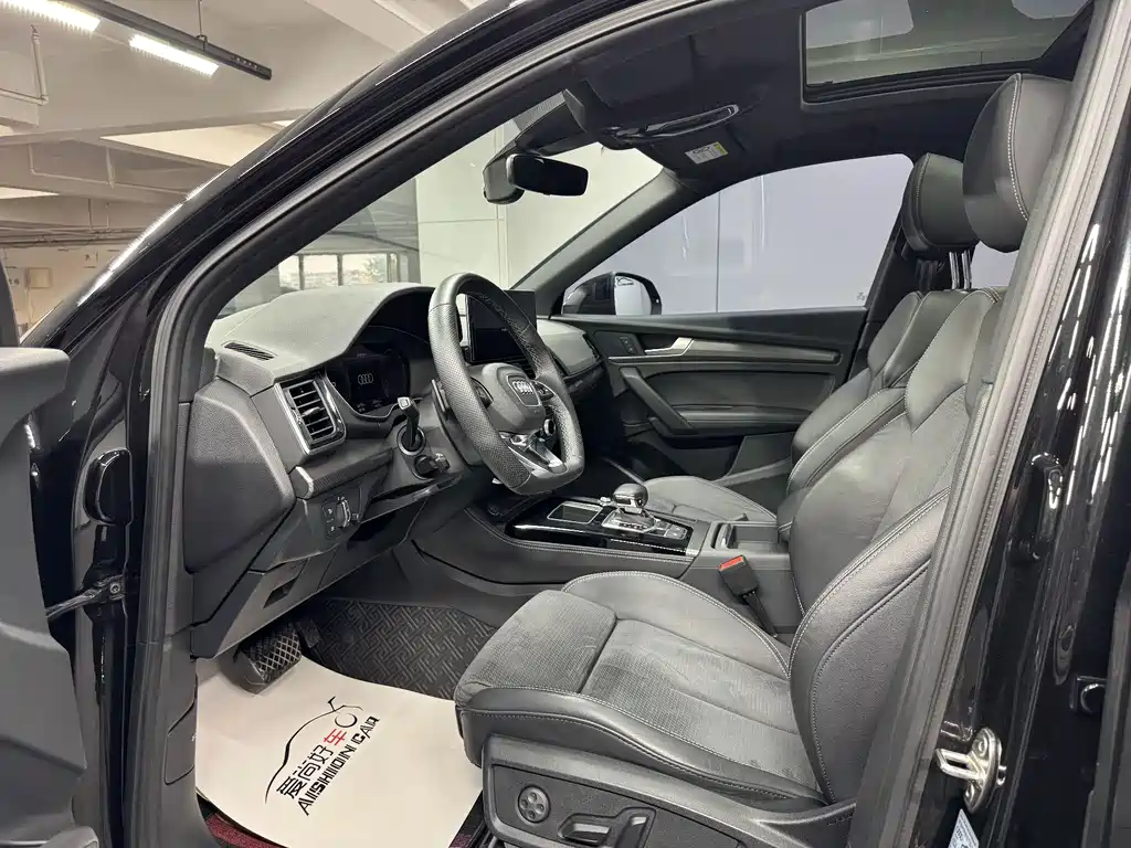 Audi Q5L Sportback — миниатюра 8