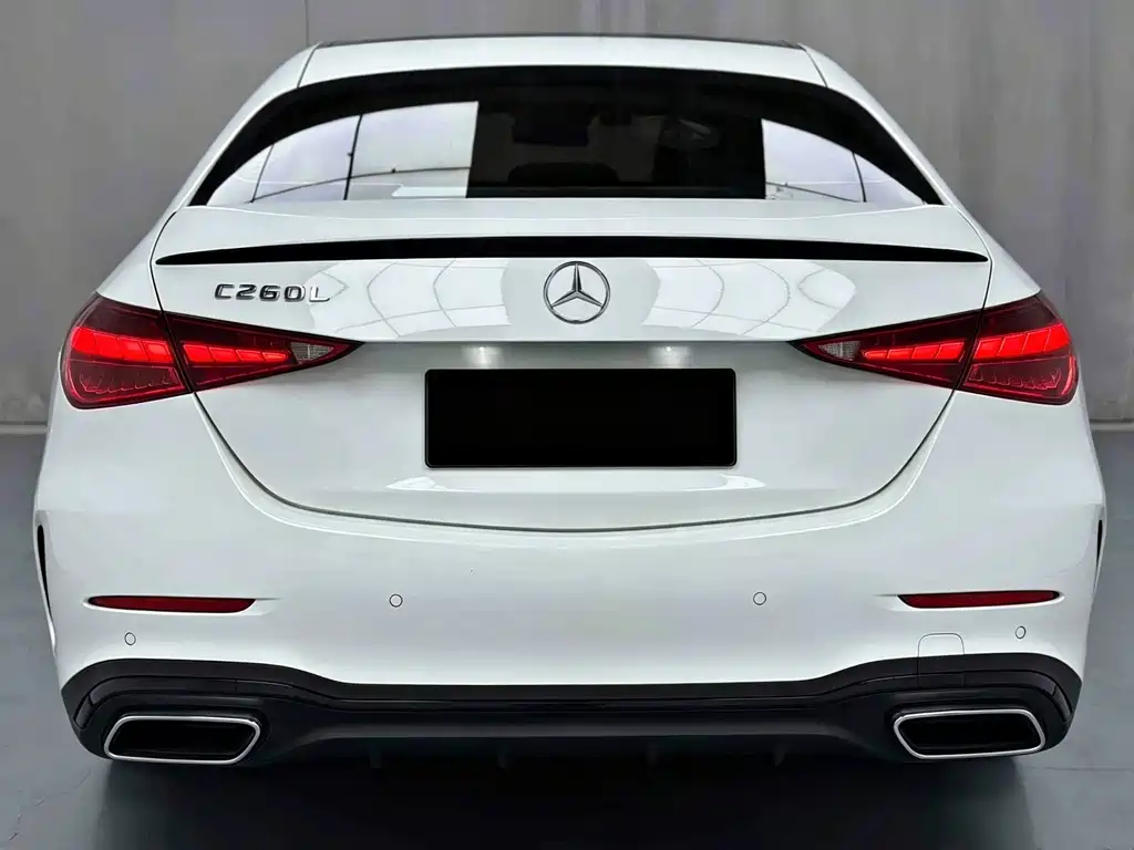 Mercedes-Benz C-Class — миниатюра 9