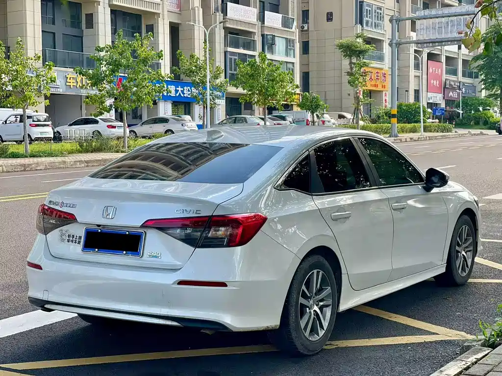 Honda Civic — миниатюра 9