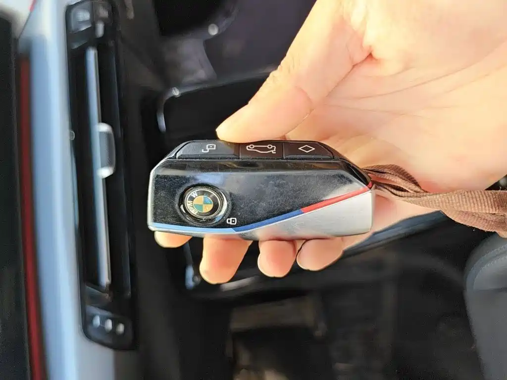 BMW iX1 — миниатюра 12