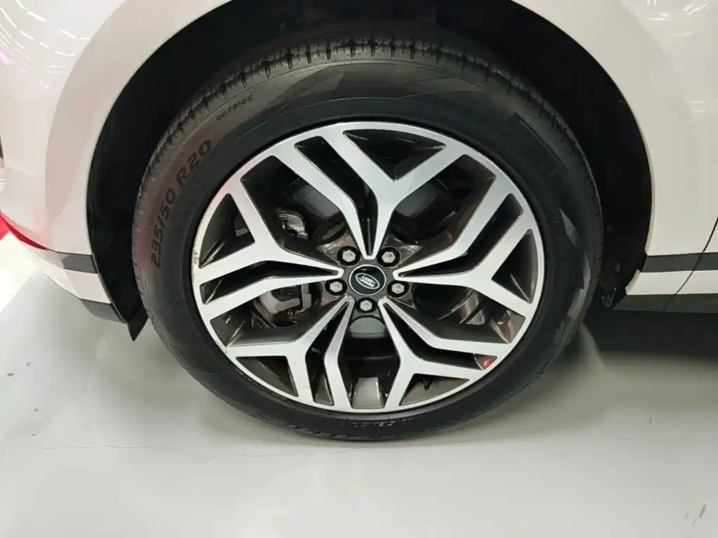 Land Rover Evoque — миниатюра 23