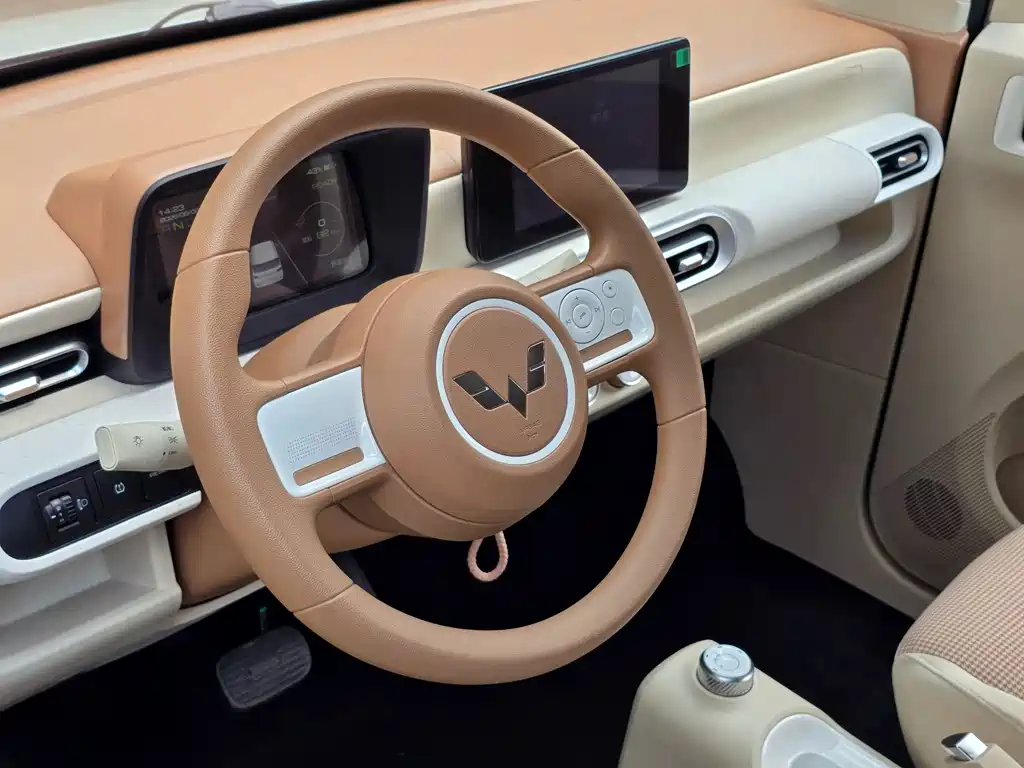 Wuling MINIEV — миниатюра 8