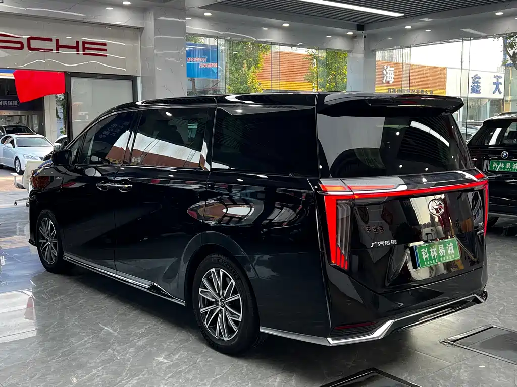 GAC Motor Trumpchi M8 — миниатюра 6