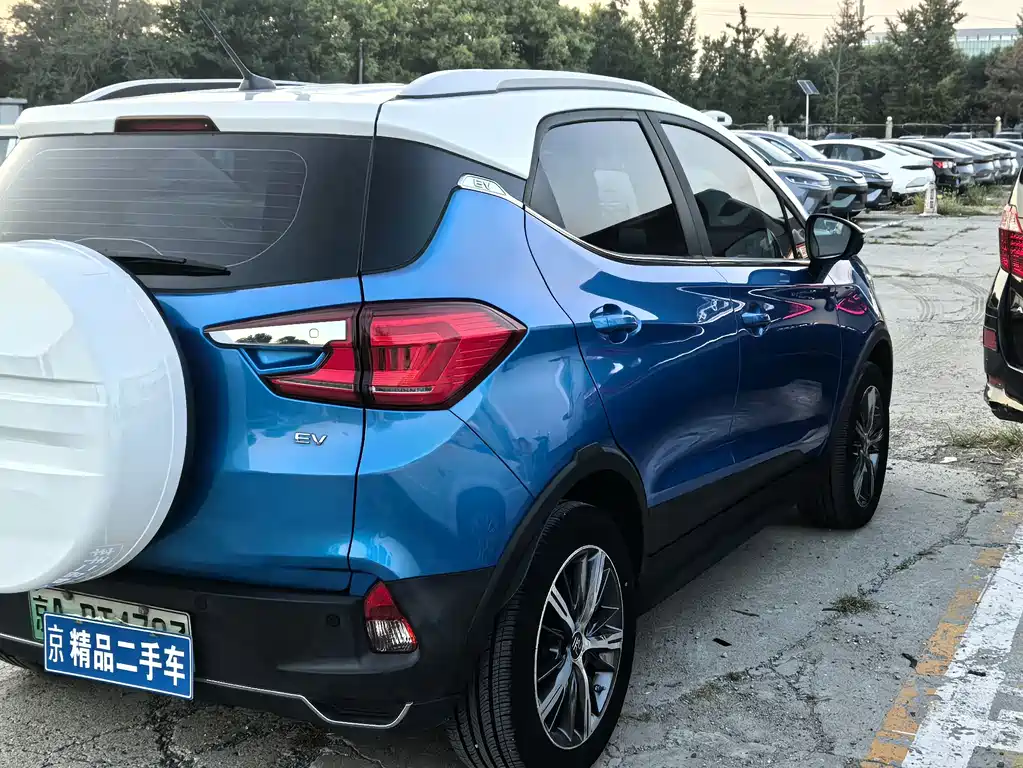 BYD Yuan EV — миниатюра 5