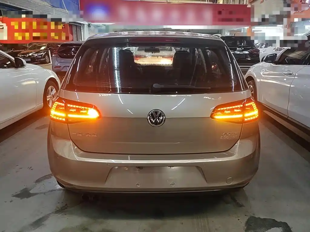 Volkswagen Golf — миниатюра 6