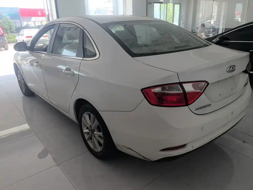 Chery Arrizo 7 — миниатюра 5