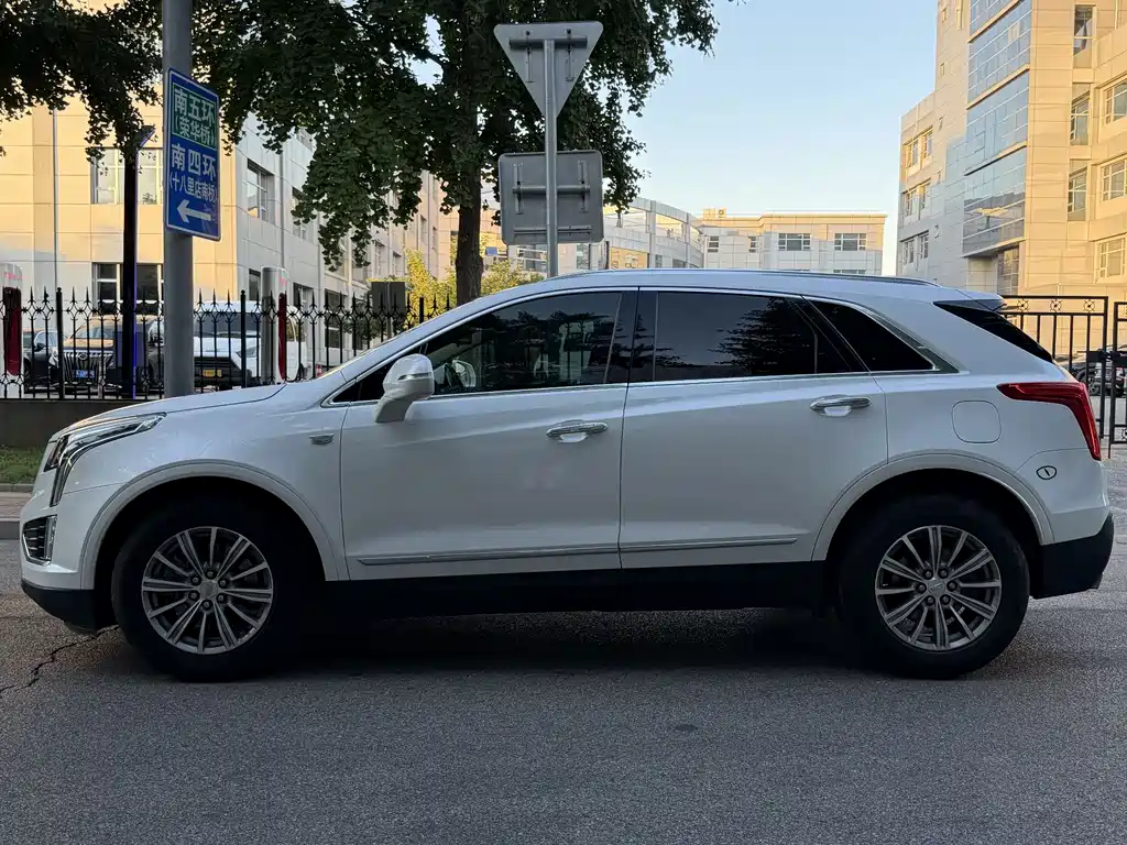 Cadillac XT5 2018 28T Luxury