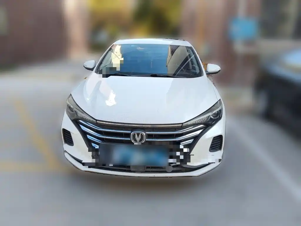 Changan Eado — миниатюра 2