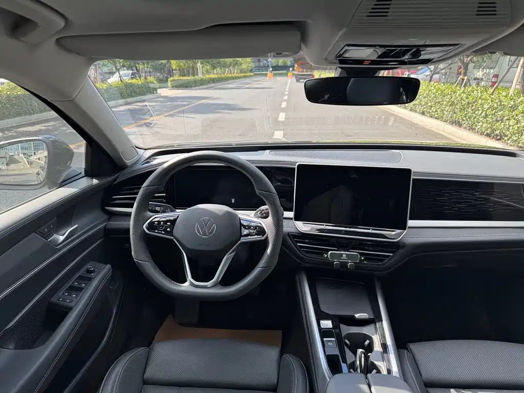 Volkswagen Passat — миниатюра 16