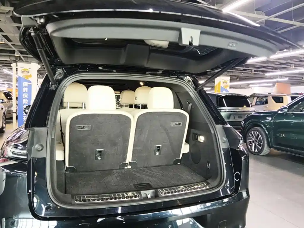 Li Auto Li L8 — миниатюра 19