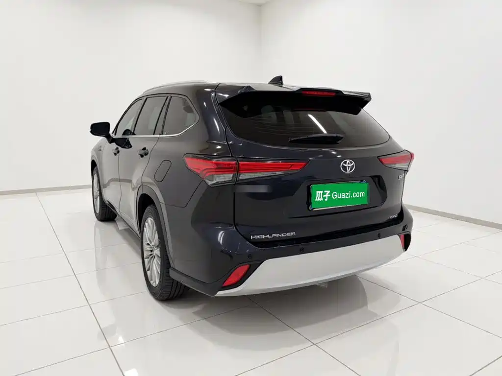 Toyota Highlander — миниатюра 4