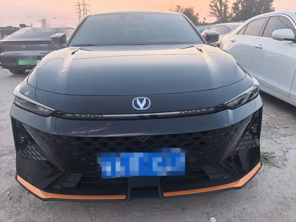 Changan UNI-V — миниатюра 2