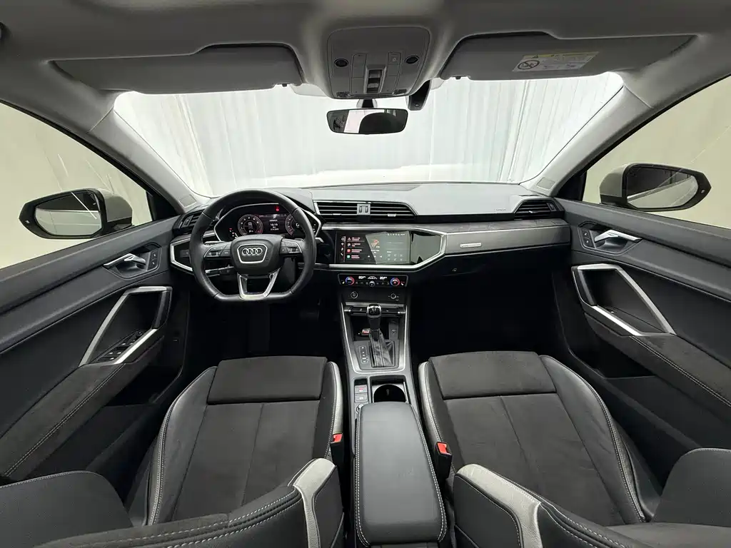Audi Q3 — миниатюра 9