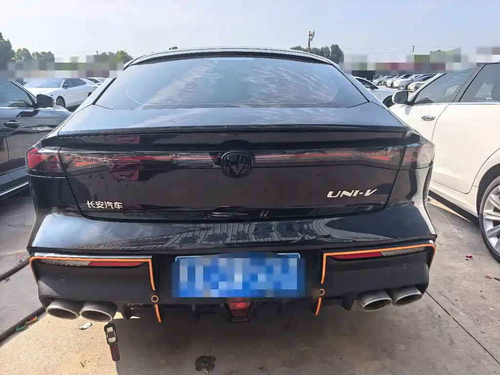 Changan UNI-V — миниатюра 10
