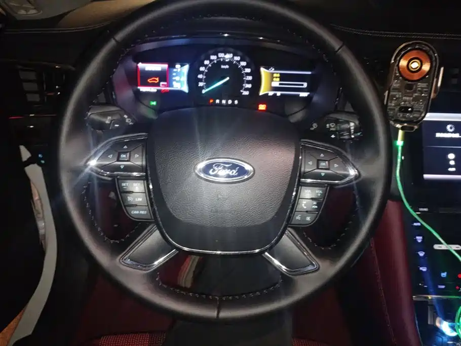 Ford Taurus — миниатюра 15