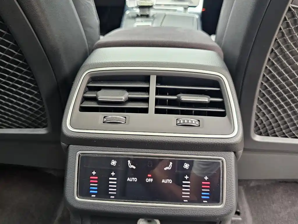 Audi A6L — миниатюра 16