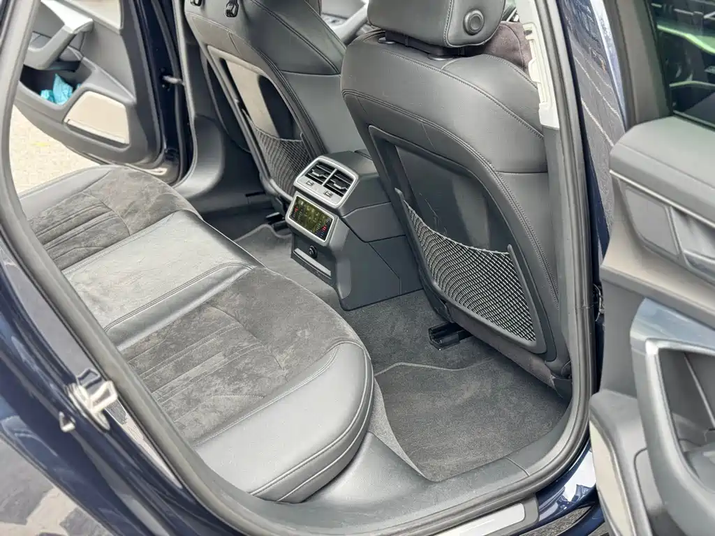 Audi A6 (Import) — миниатюра 18
