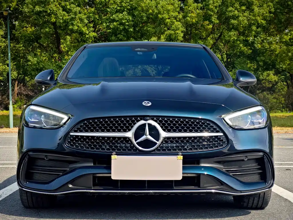 Mercedes-Benz C-Class — миниатюра 3