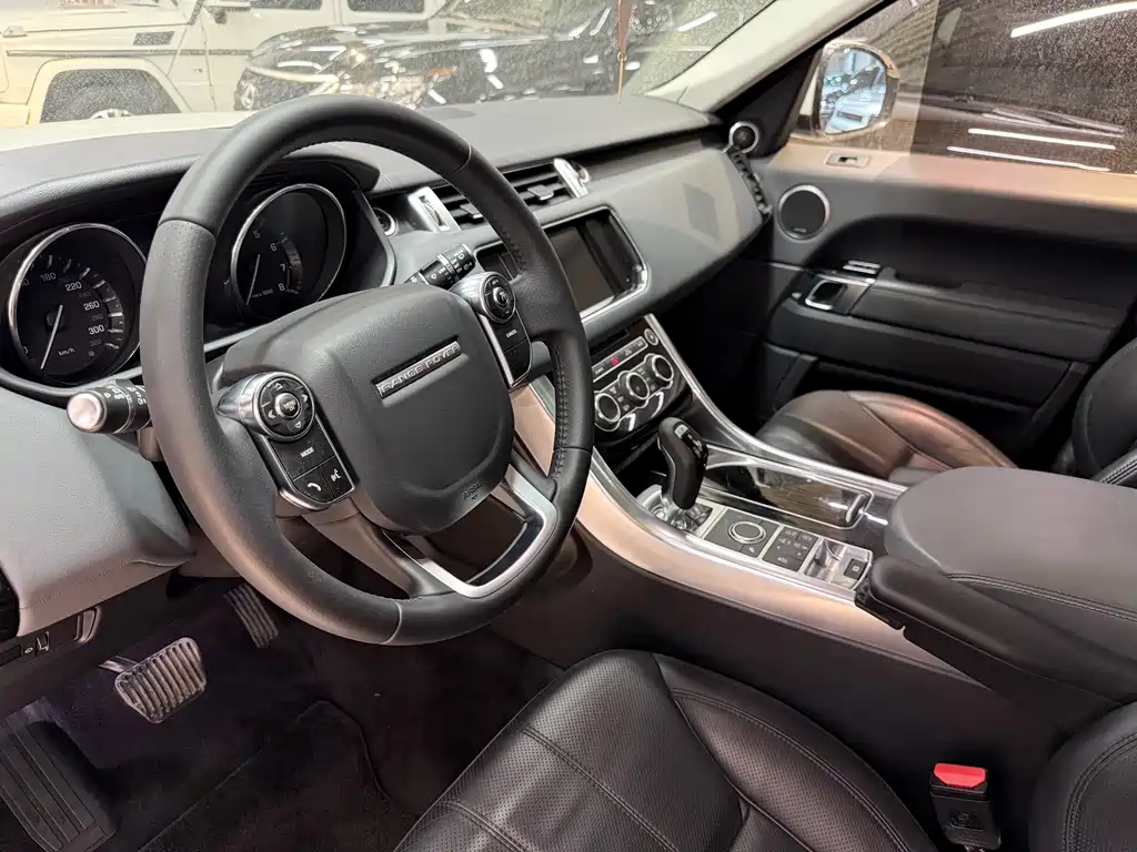 Land Rover Sport — миниатюра 5