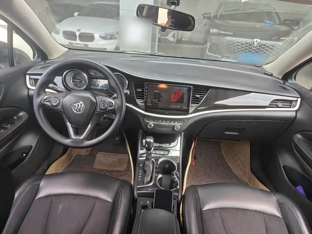 Buick Verano — миниатюра 6