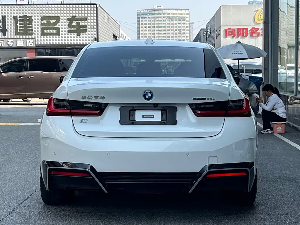 BMW i3 — миниатюра 4