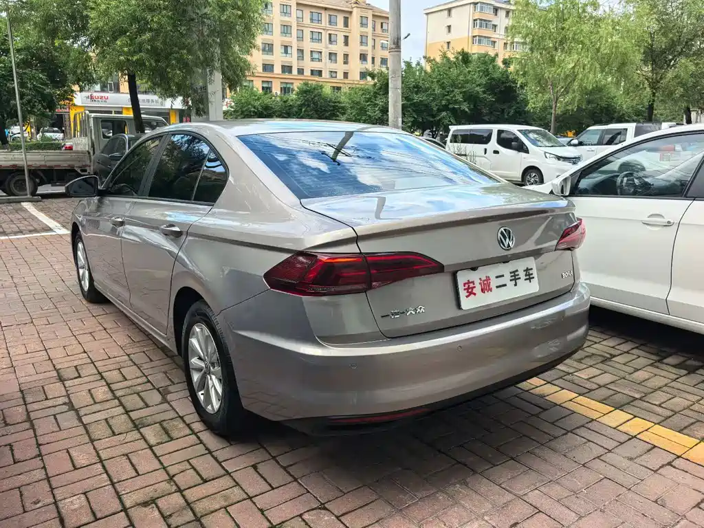 Volkswagen Bora — миниатюра 6