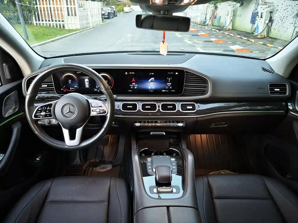 Mercedes-Benz GLE (Import) — миниатюра 7
