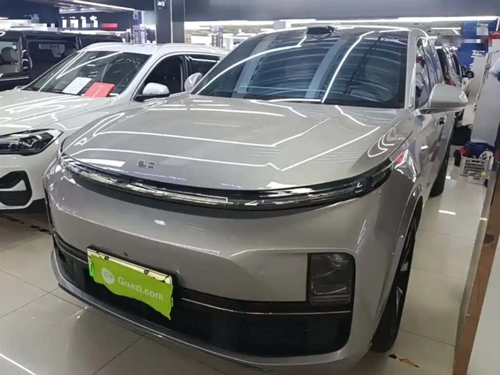 Li Auto Li L8 2024