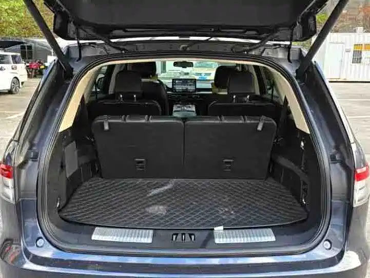 Lincoln Aviator — миниатюра 5