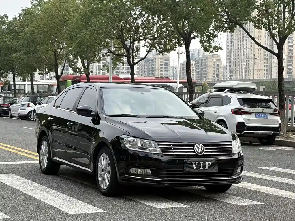 Volkswagen Lavida — миниатюра 6