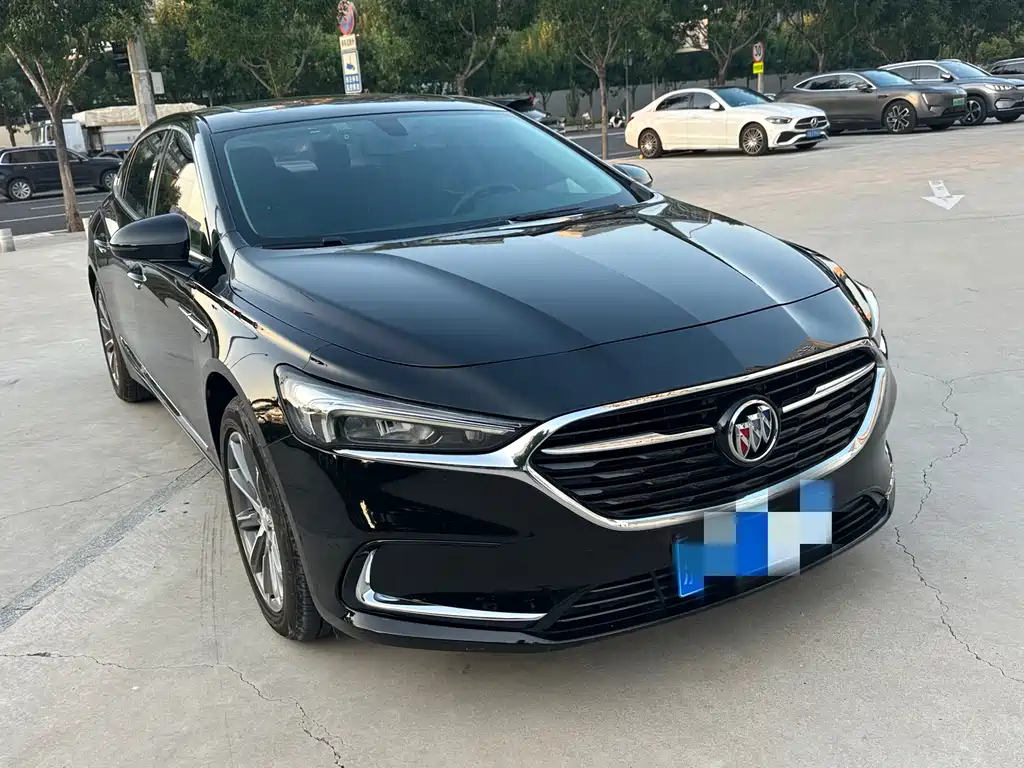 Buick LaCrosse — миниатюра 3