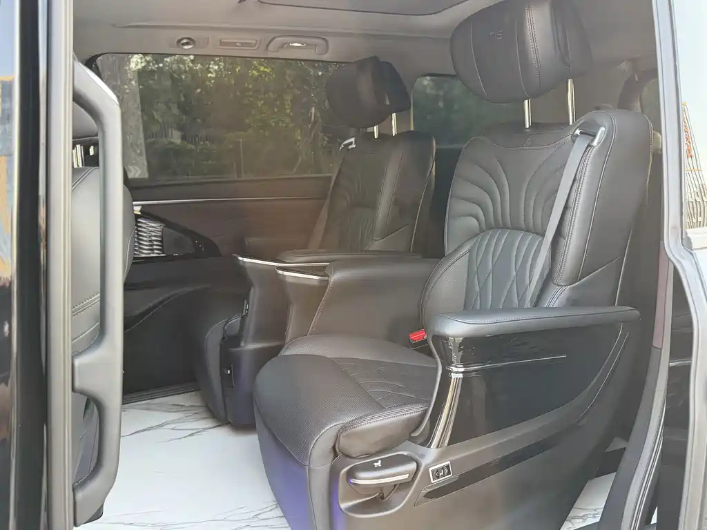 GAC Motor Trumpchi M8 — миниатюра 6
