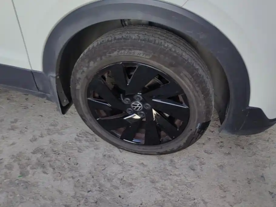Volkswagen Tharu — миниатюра 6