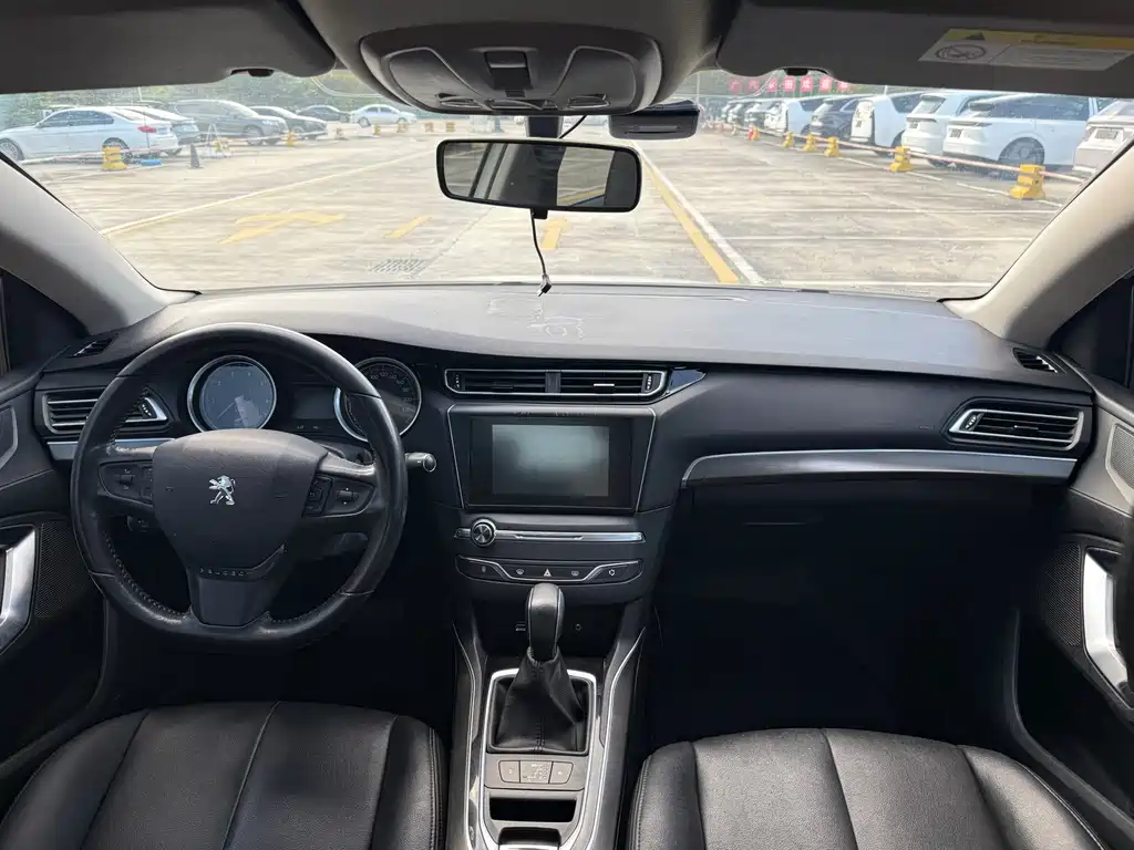 Peugeot 408 — миниатюра 11