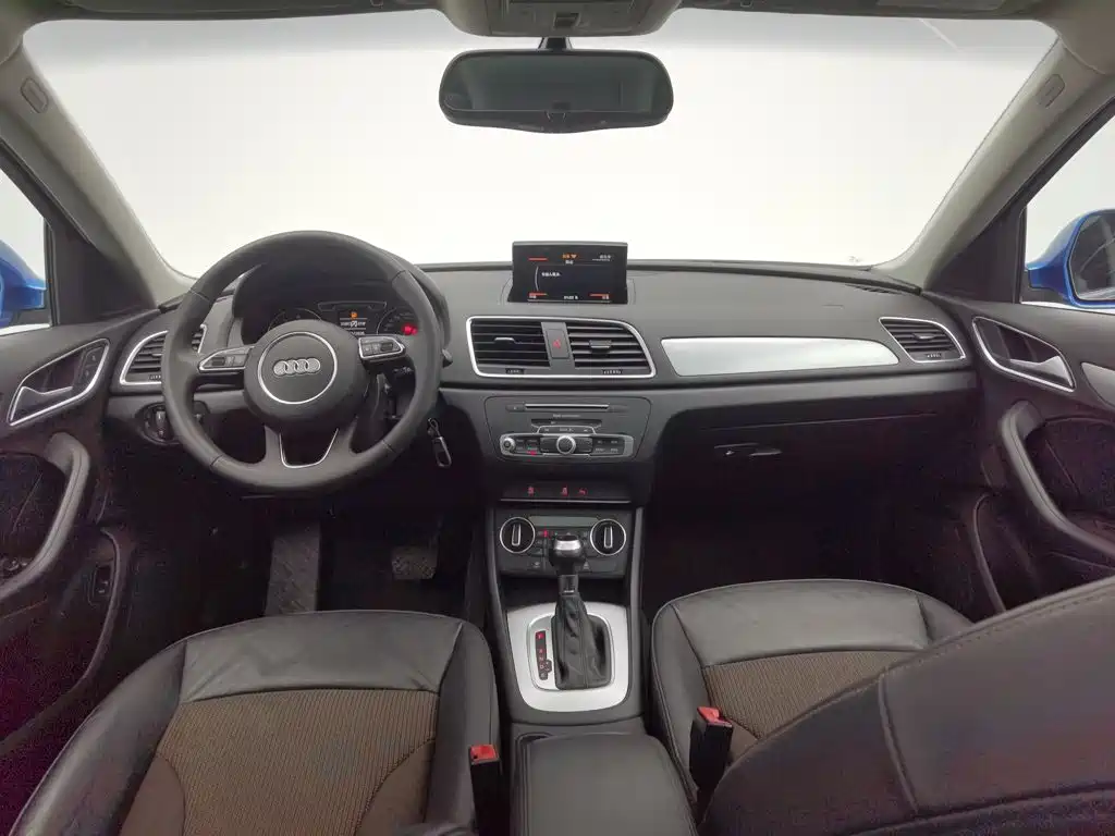 Audi Q3 — миниатюра 5