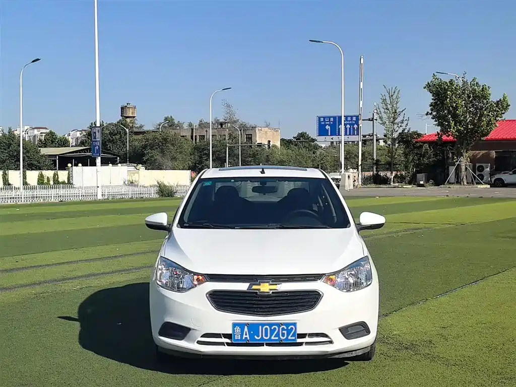 Chevrolet Sail 2015 3 1.3L MT