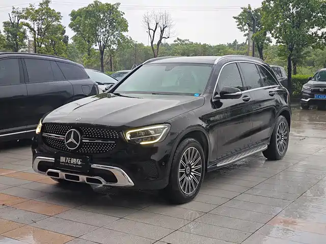 2020 Mercedes-Benz GLC