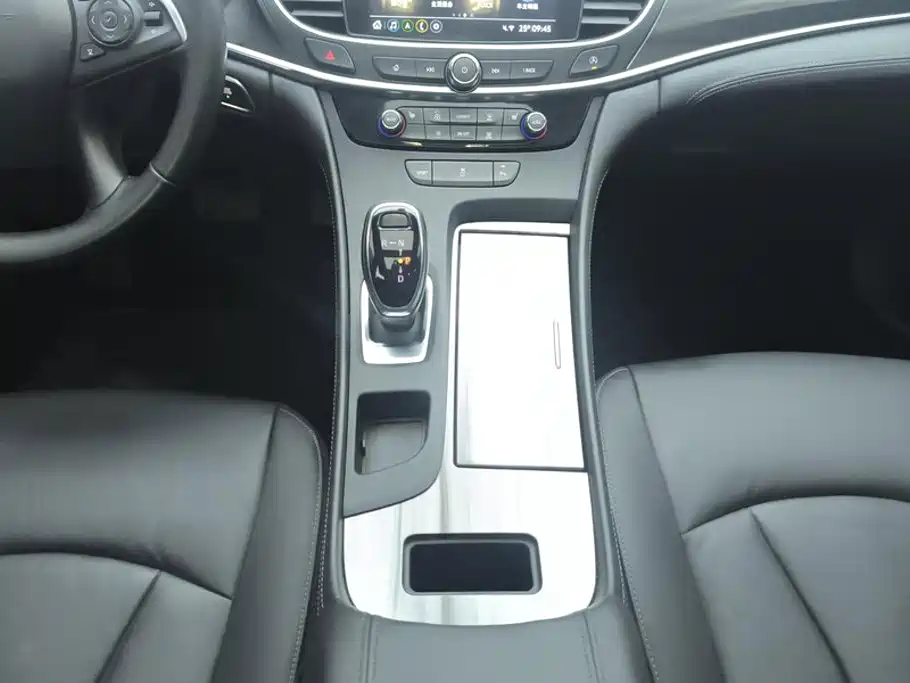 Buick LaCrosse — миниатюра 16