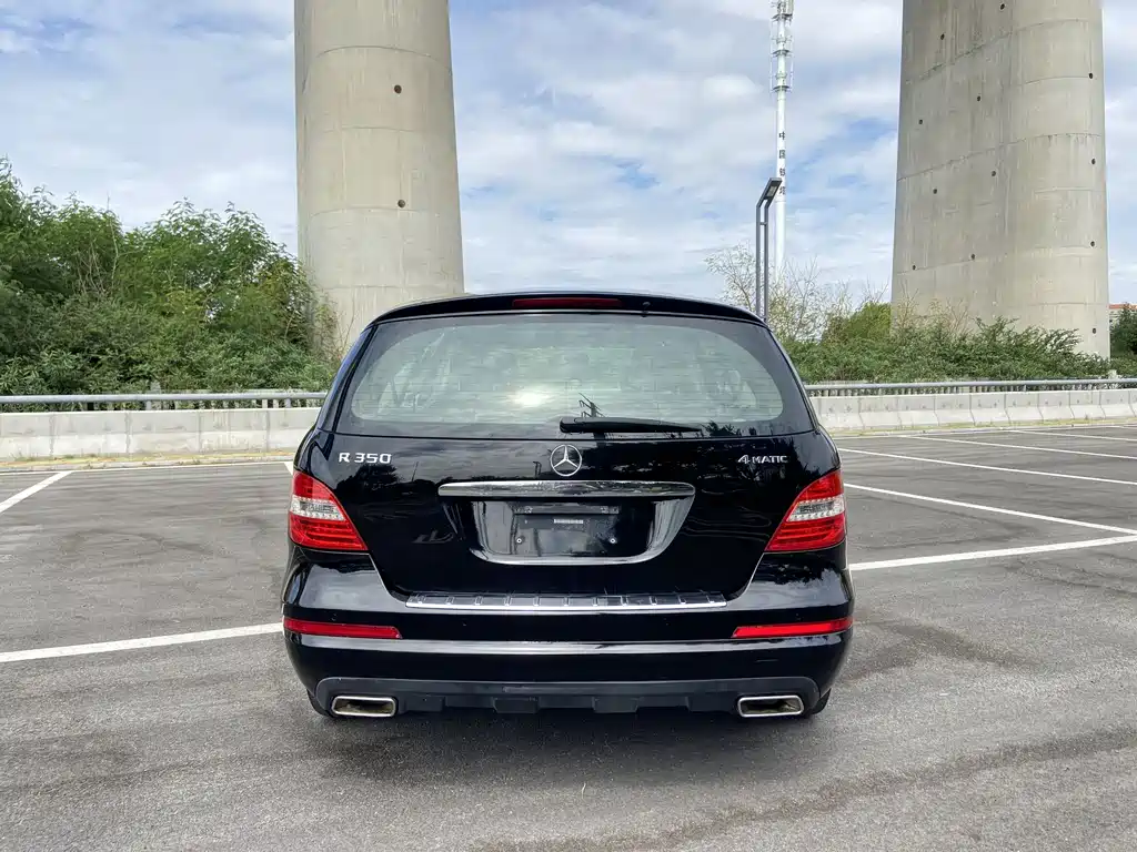 Mercedes-Benz R 2011 R 350 L 4MATIC