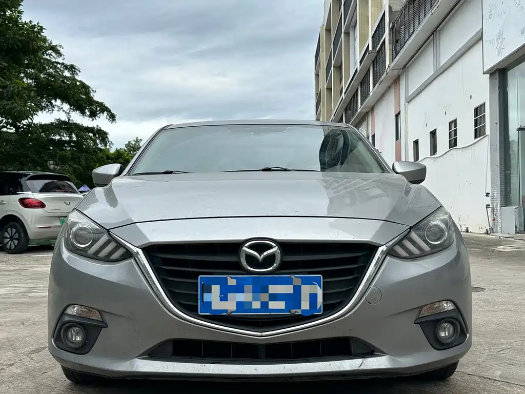 Mazda 3 Axela — миниатюра 2