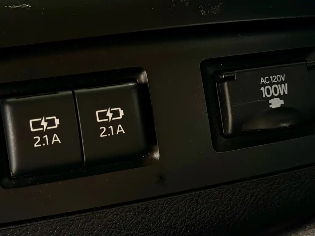 Toyota Sienna — миниатюра 15