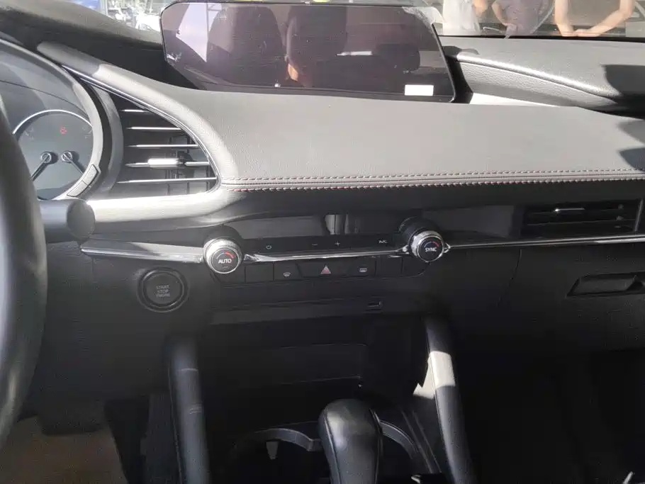 Mazda 3 Axela — миниатюра 13