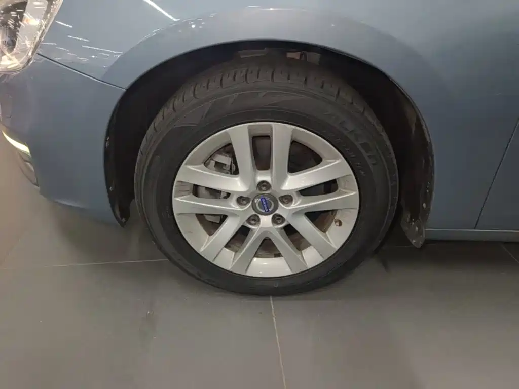 Volvo S60 — миниатюра 23