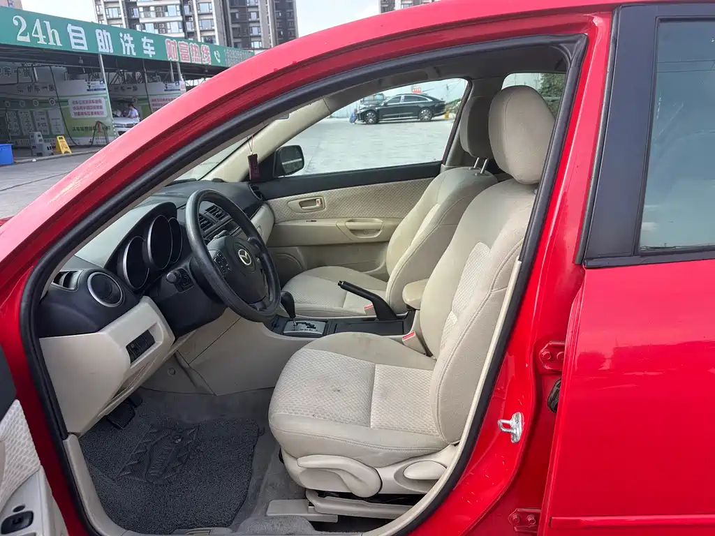 Mazda Mazda3 2010 1.6L AT Elite