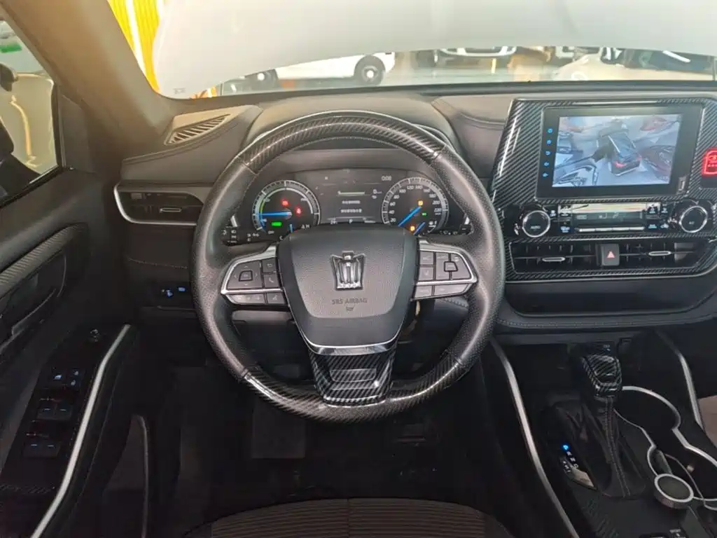 Toyota Crown Kluger — миниатюра 11