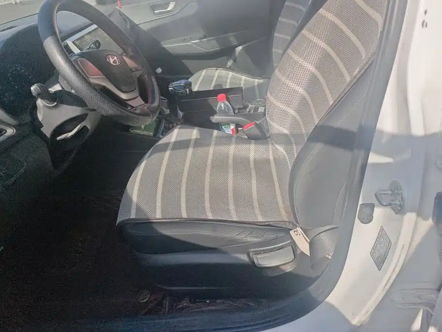 Hyundai Verna — миниатюра 9