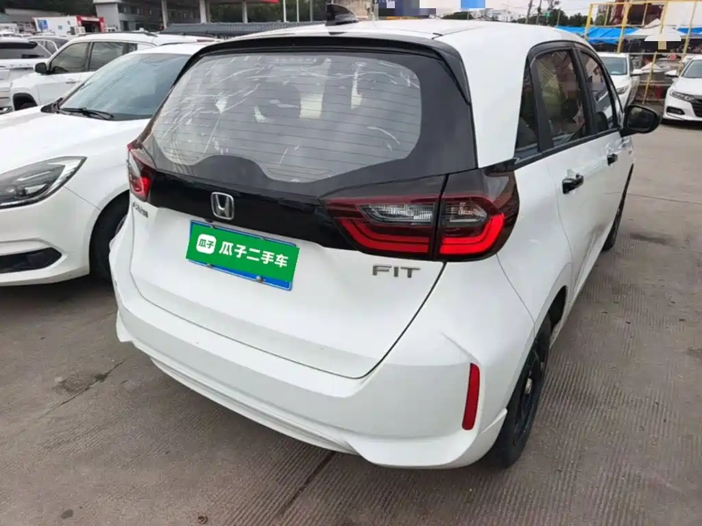 Honda Fit — миниатюра 7